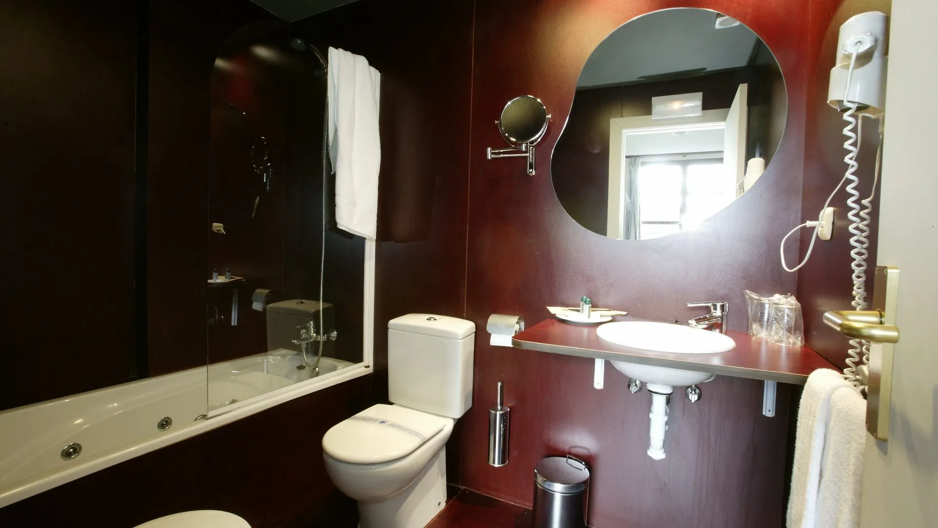 Aisia Derio Hotel Museo Spa 3*,  Spain